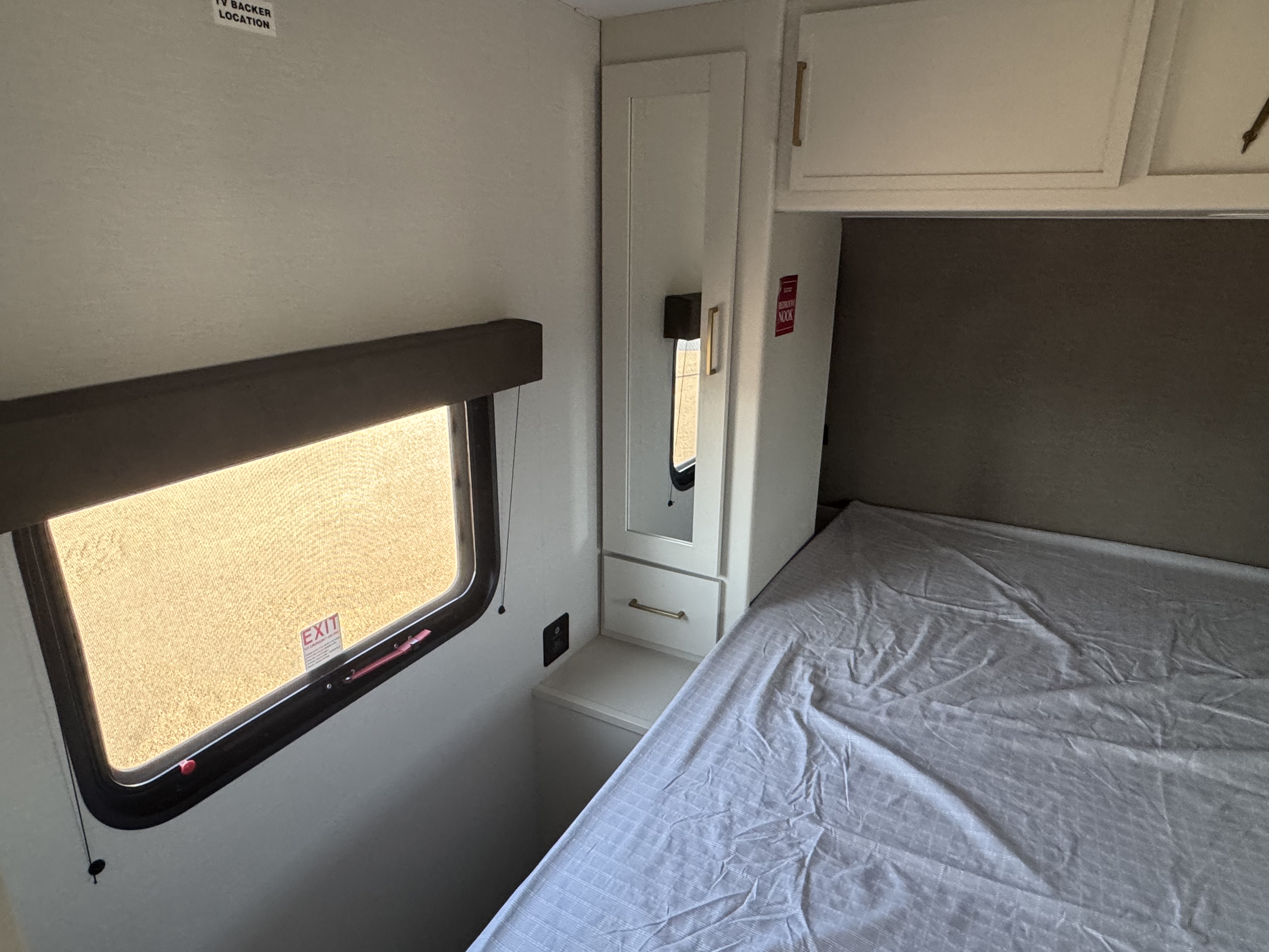 2027 GRAND DESIGN TRANSCEND 265BHT - Image 19