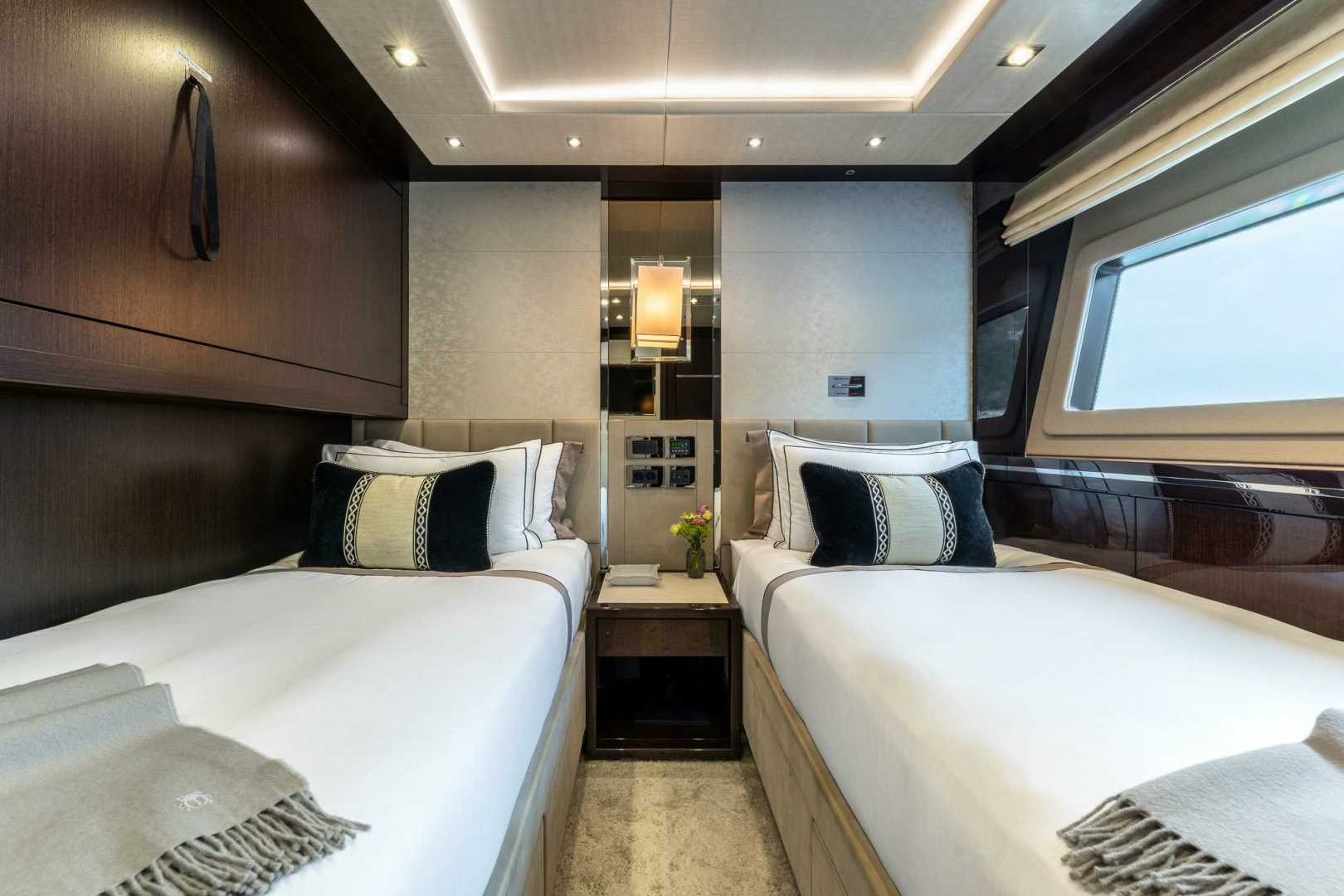 2020 Sunseeker Sunseeker 116 Yacht - Image 39