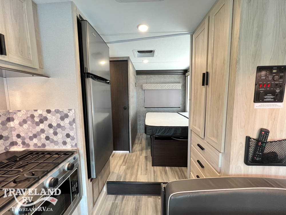 2023 Forest River Forester 2251LE - Image 25