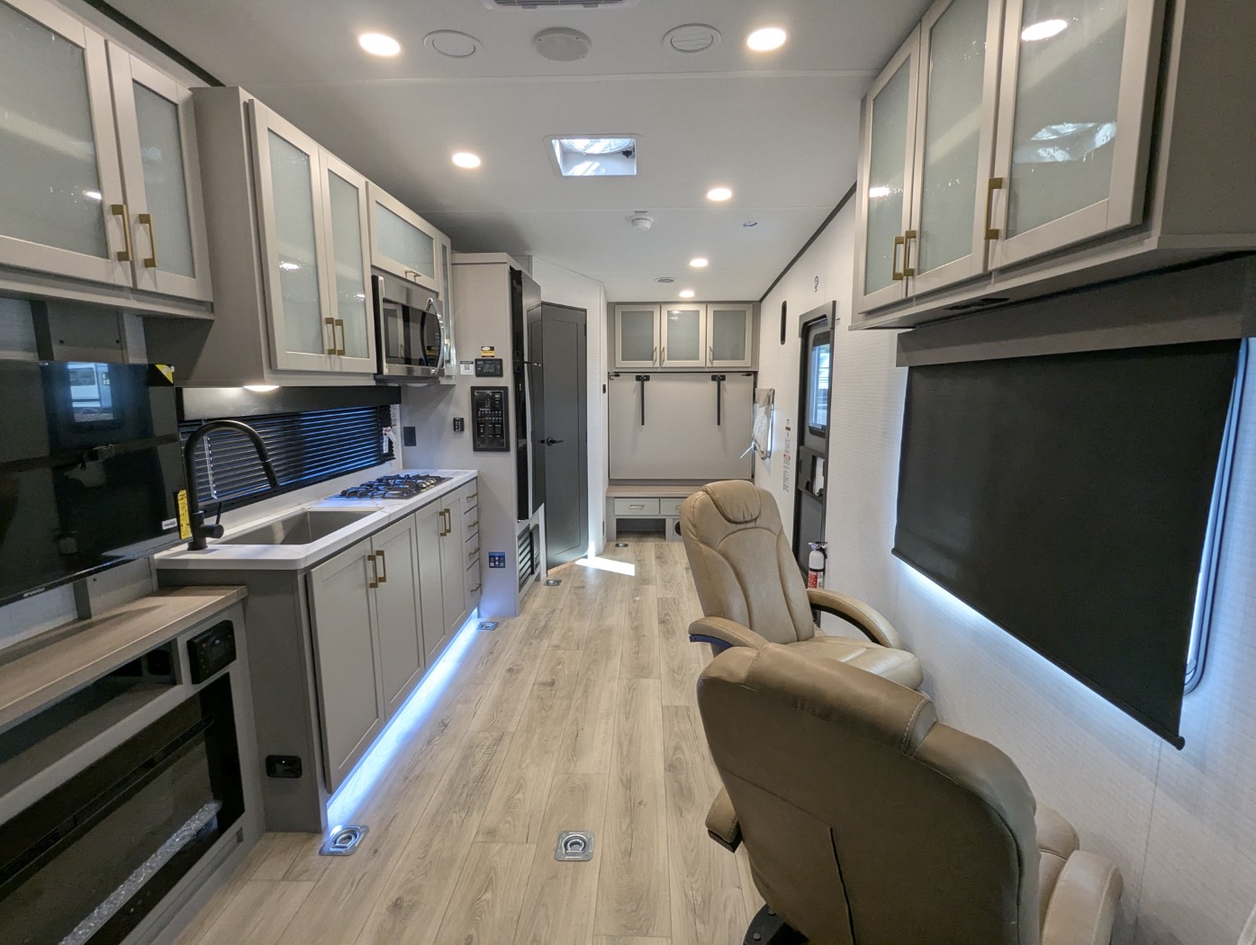 2026 Forest River Stealth 2215 - Image 22