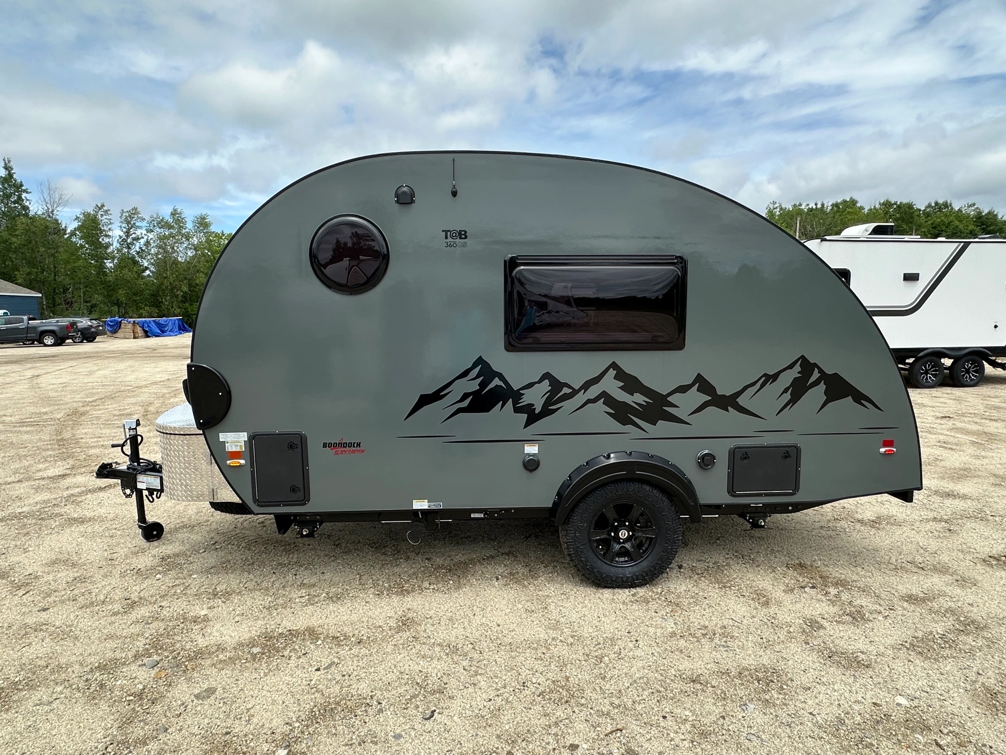 2026 NuCamp TAB 360 Boondock Black Canyon - Image 2