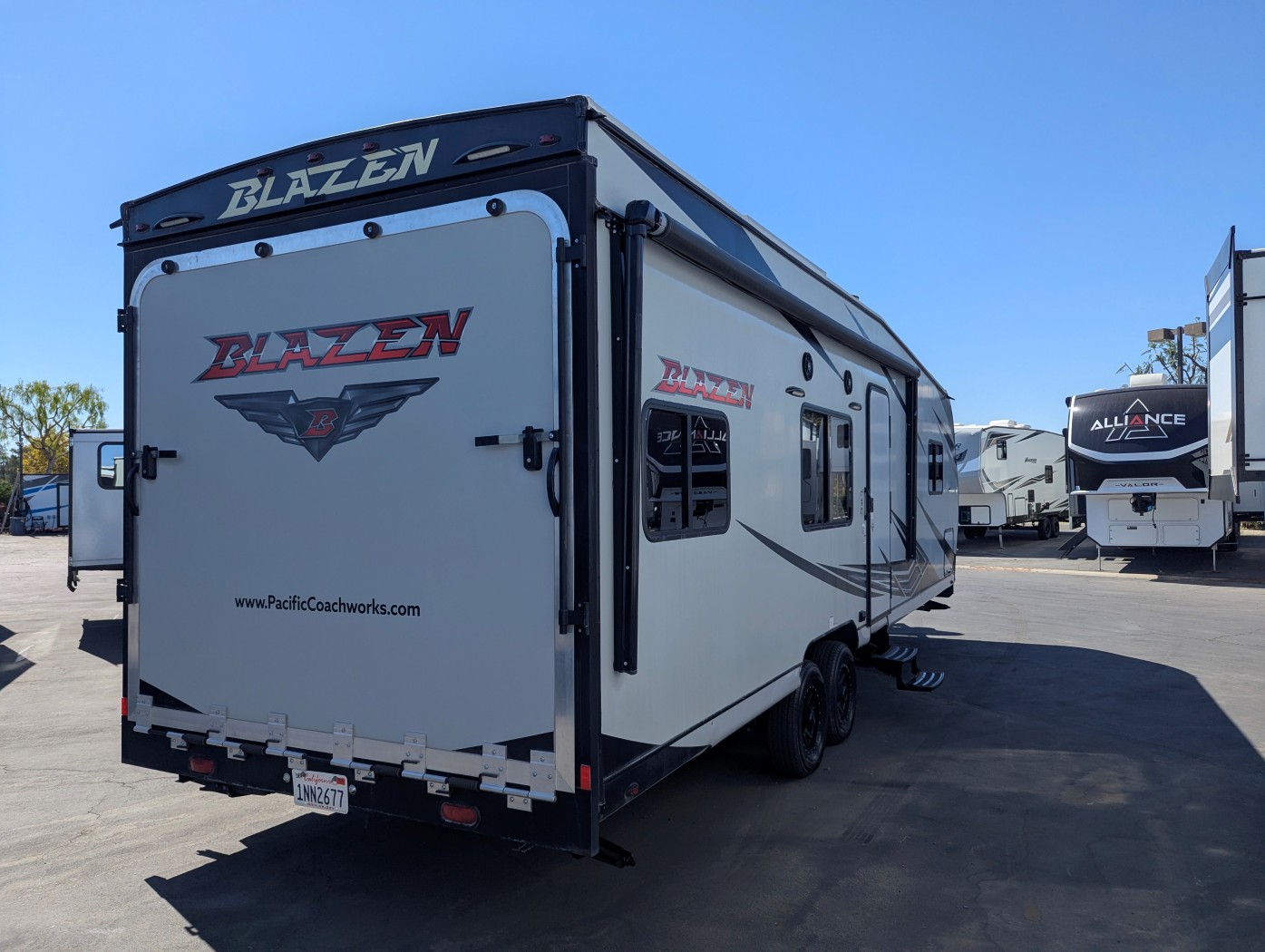 2021 PACIFIC COACHWORKS BLAZEN 2614 - Image 8