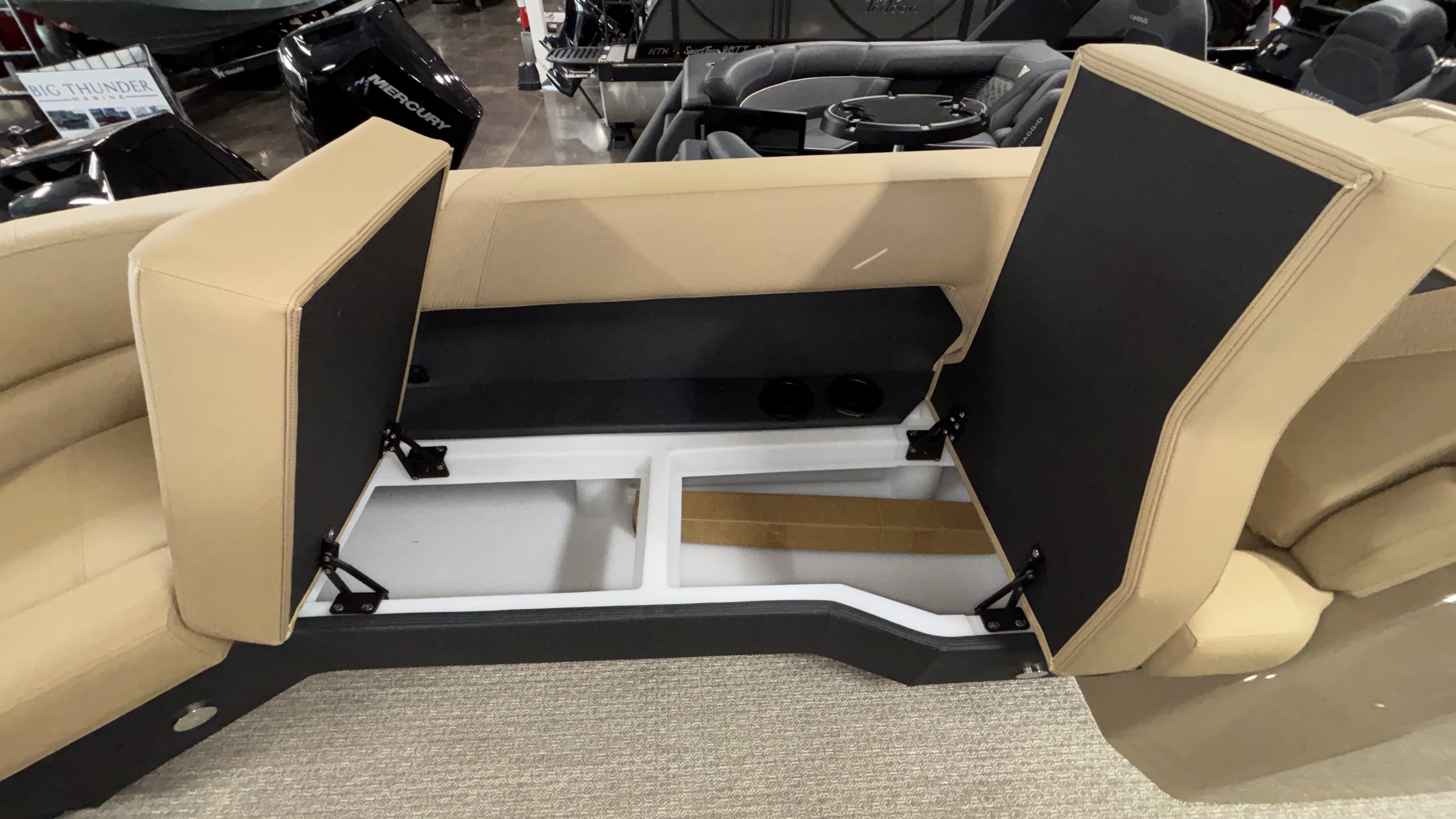 2026 Evotti 525 Quad Lounge - Image 36