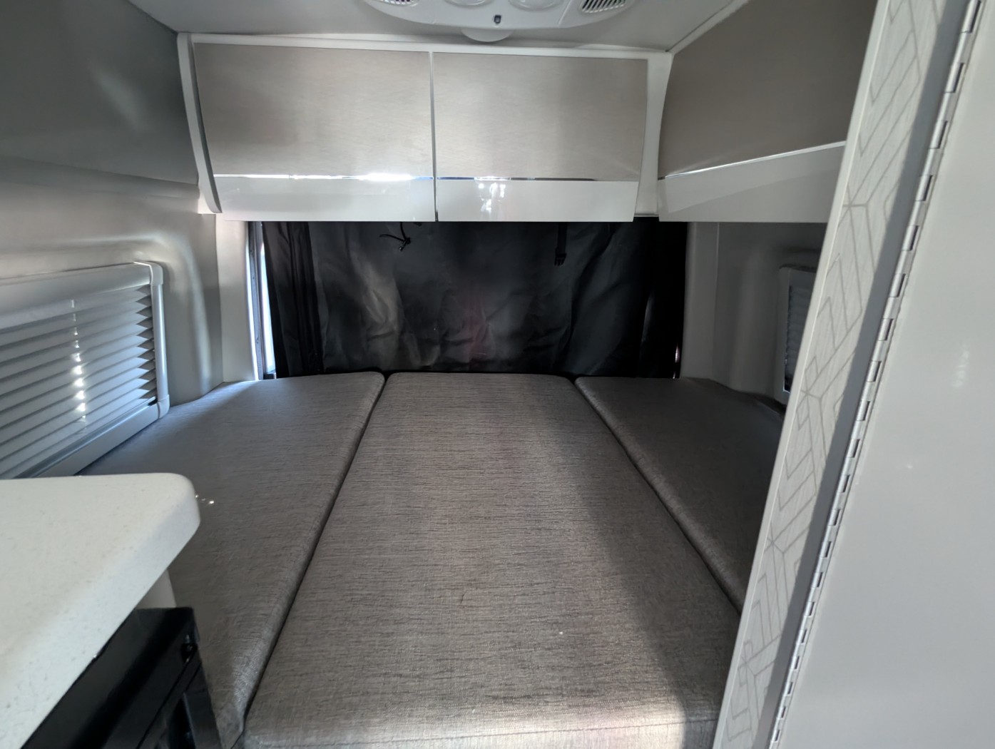 2026 Thor Motor Coach Tranquility 19M - ATH EDITION - Image 27