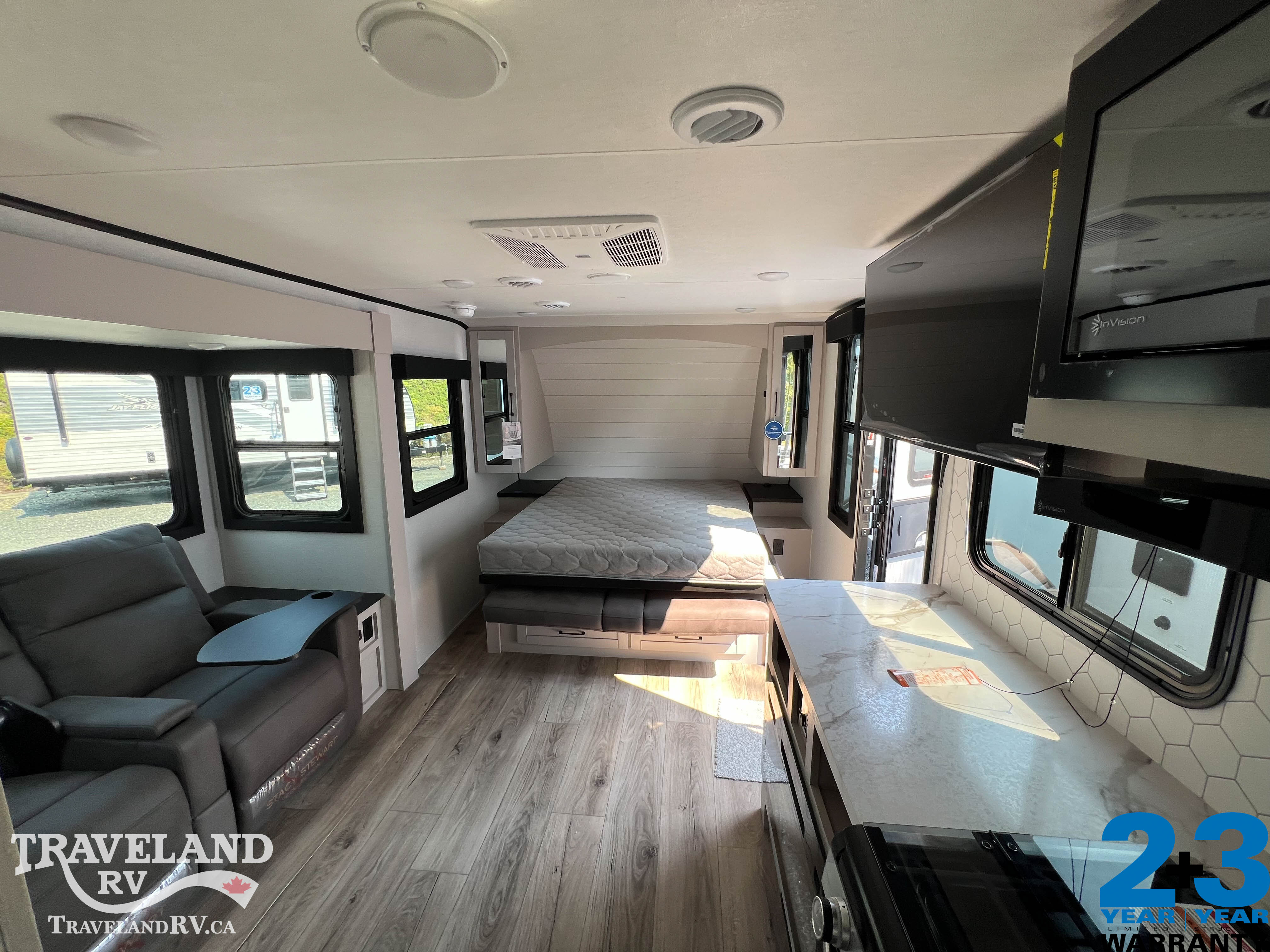 2026 Jayco Jay Feather 19MRK - Image 7