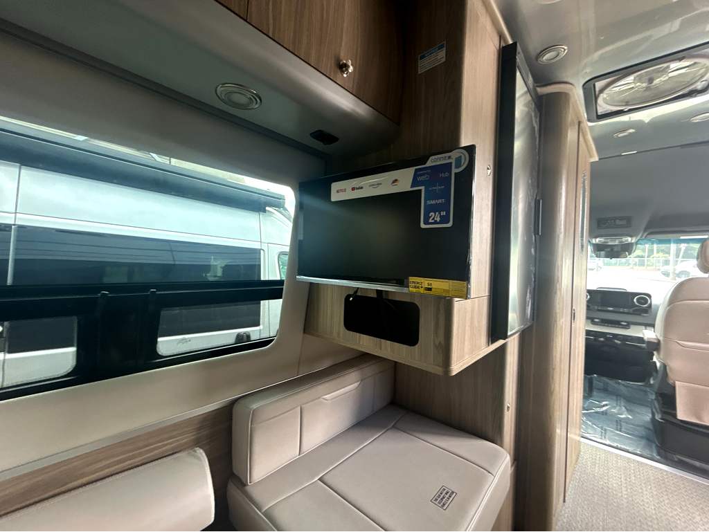 2027 AIRSTREAM INTERSTATE 19GTX - Image 16