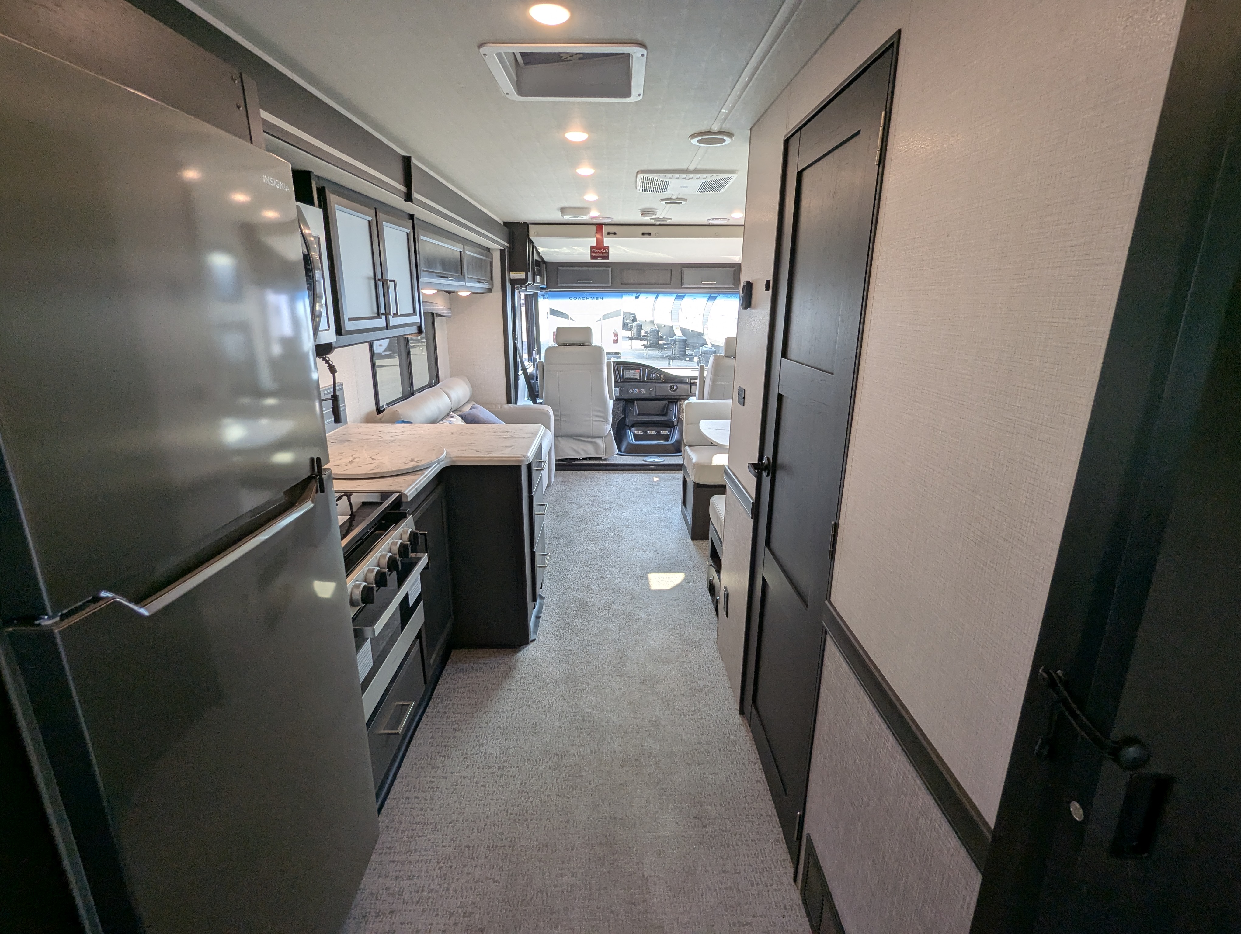 2026 Fleetwood Flair 29M - Image 30