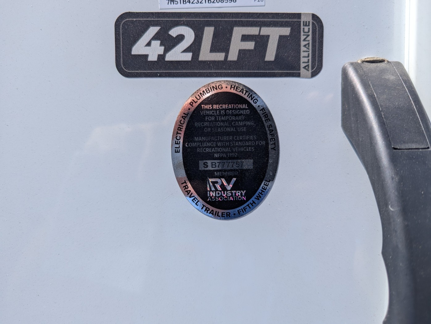2026 Alliance RV Benchmark 42LFT - Image 7