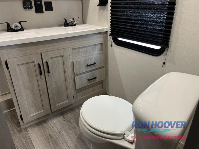 2026 COACHMEN CATALINA 44CONDO - Image 36