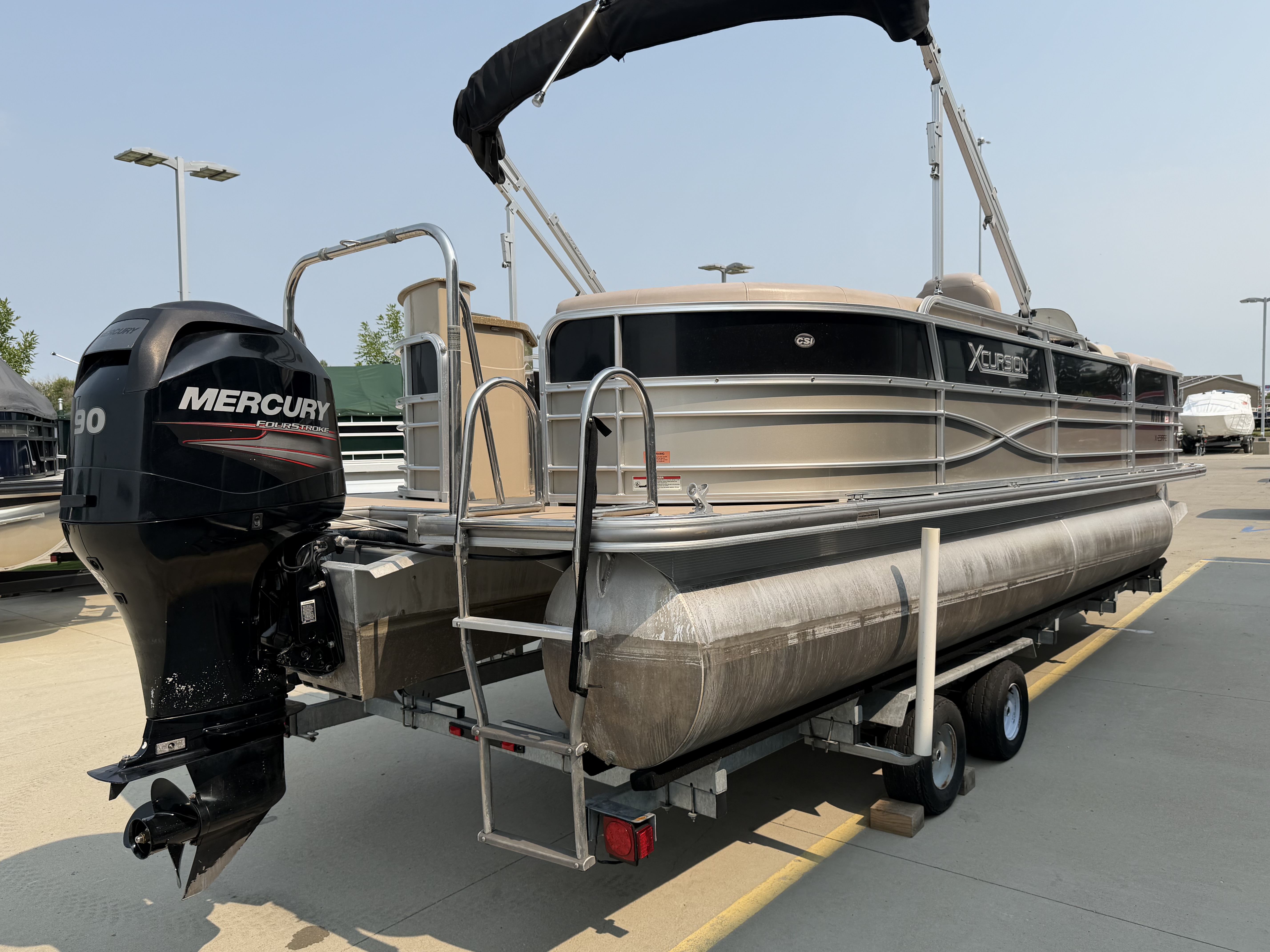2013 Excursion X-23RFE - Image 10