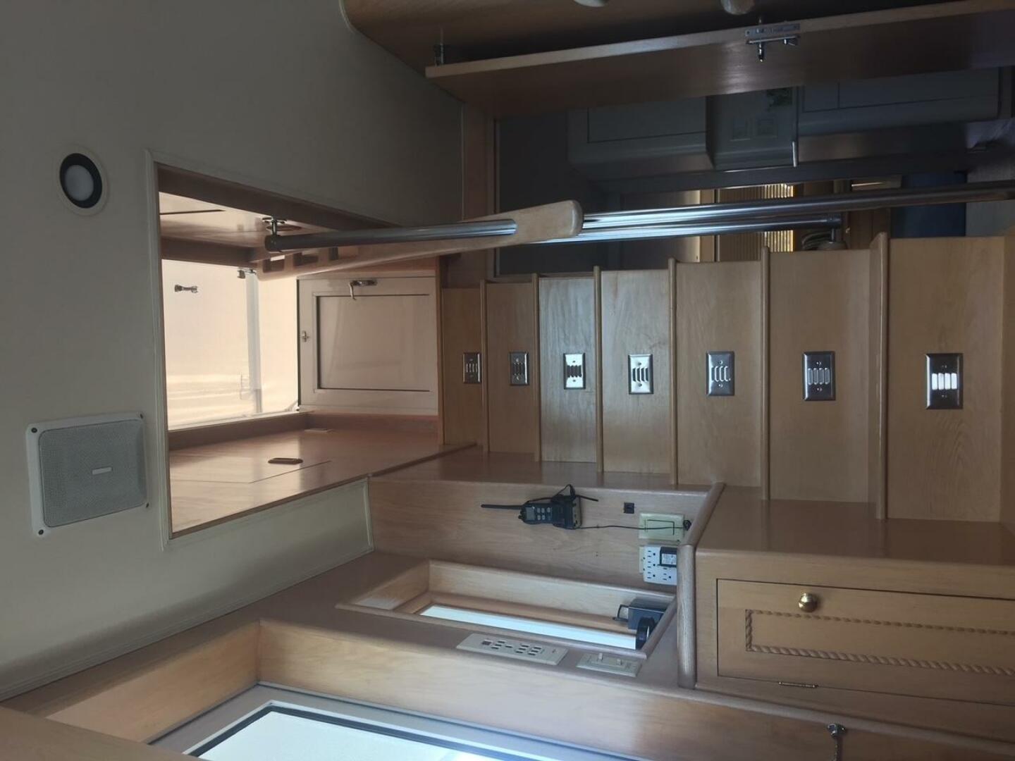 1994 Hatteras 70 Cockpit Motor Yacht - Image 26