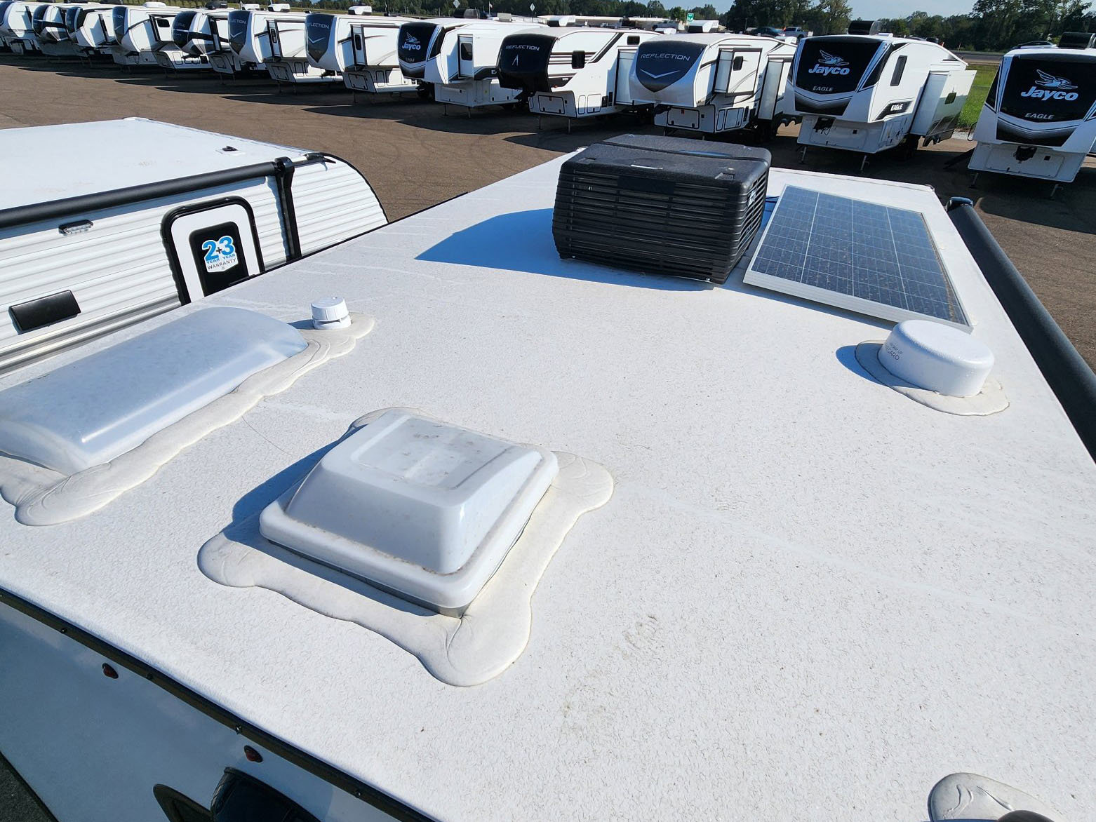 2026 JAYCO JAY FEATHER AIR 18FBS - Image 7