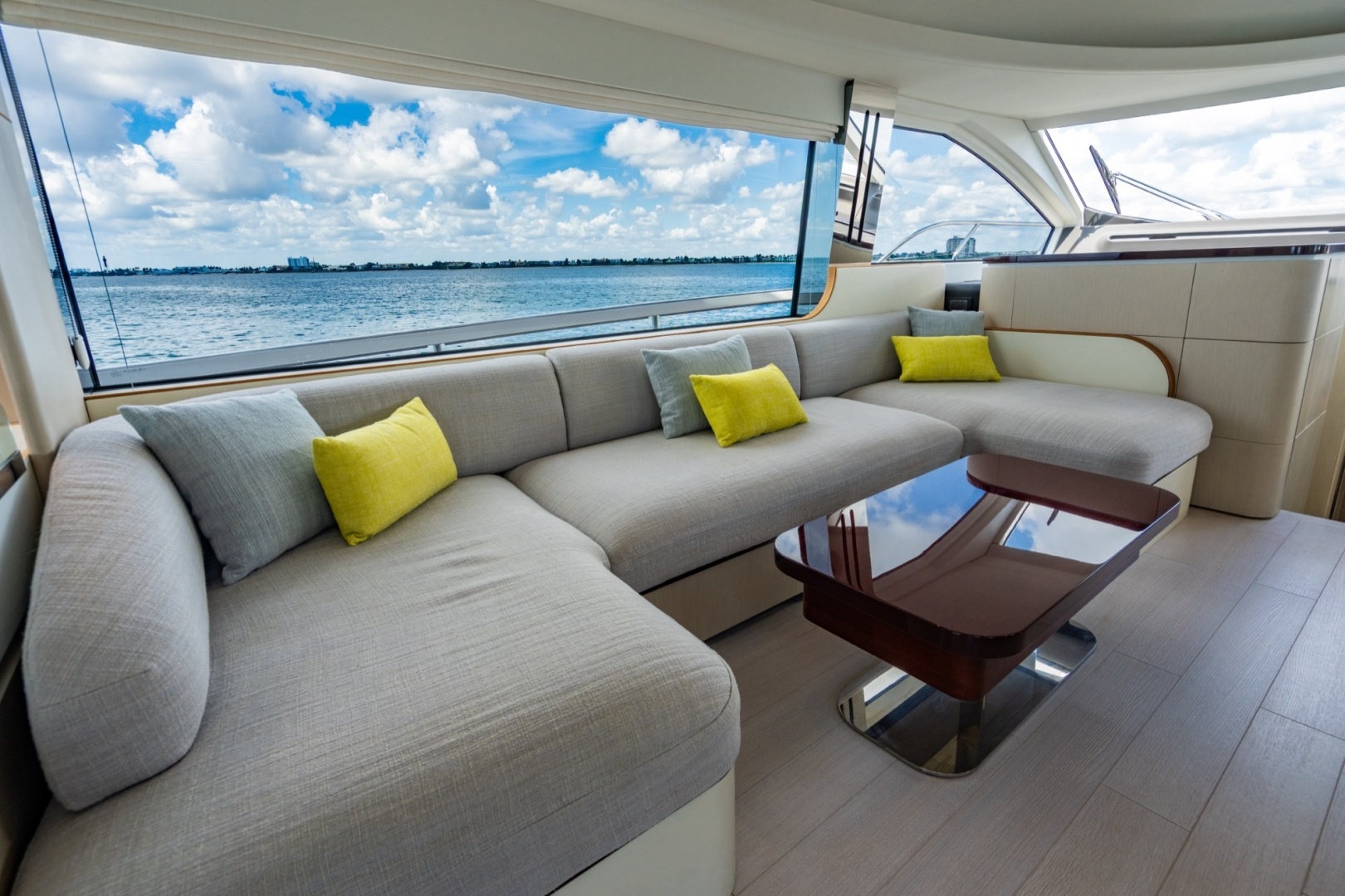2023 Azimut Azimut Fly 68 Base - Image 9