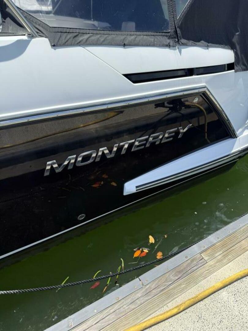 2016 Monterey 360 Sport Coupe - Image 5