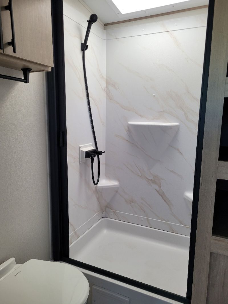 2026 Grand Design Imagine 3100RD - Image 18