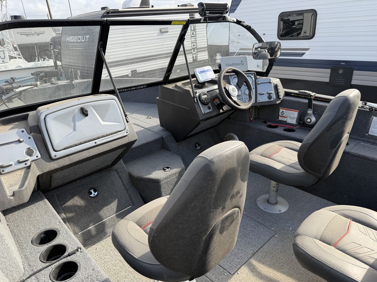 2022 TRACKER 2022 175 PRO GUIDE - Image 12