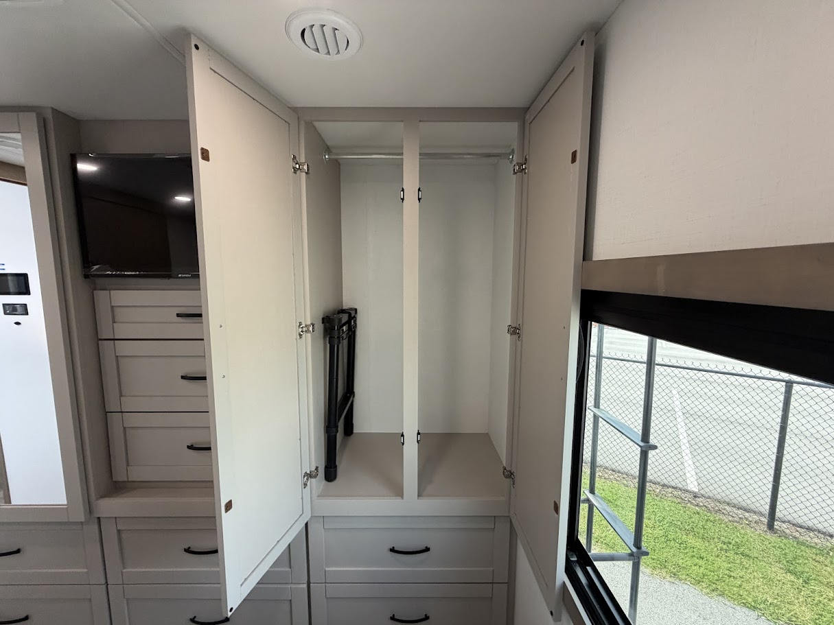 2027 JAYCO PRECEPT 31UL - Image 49