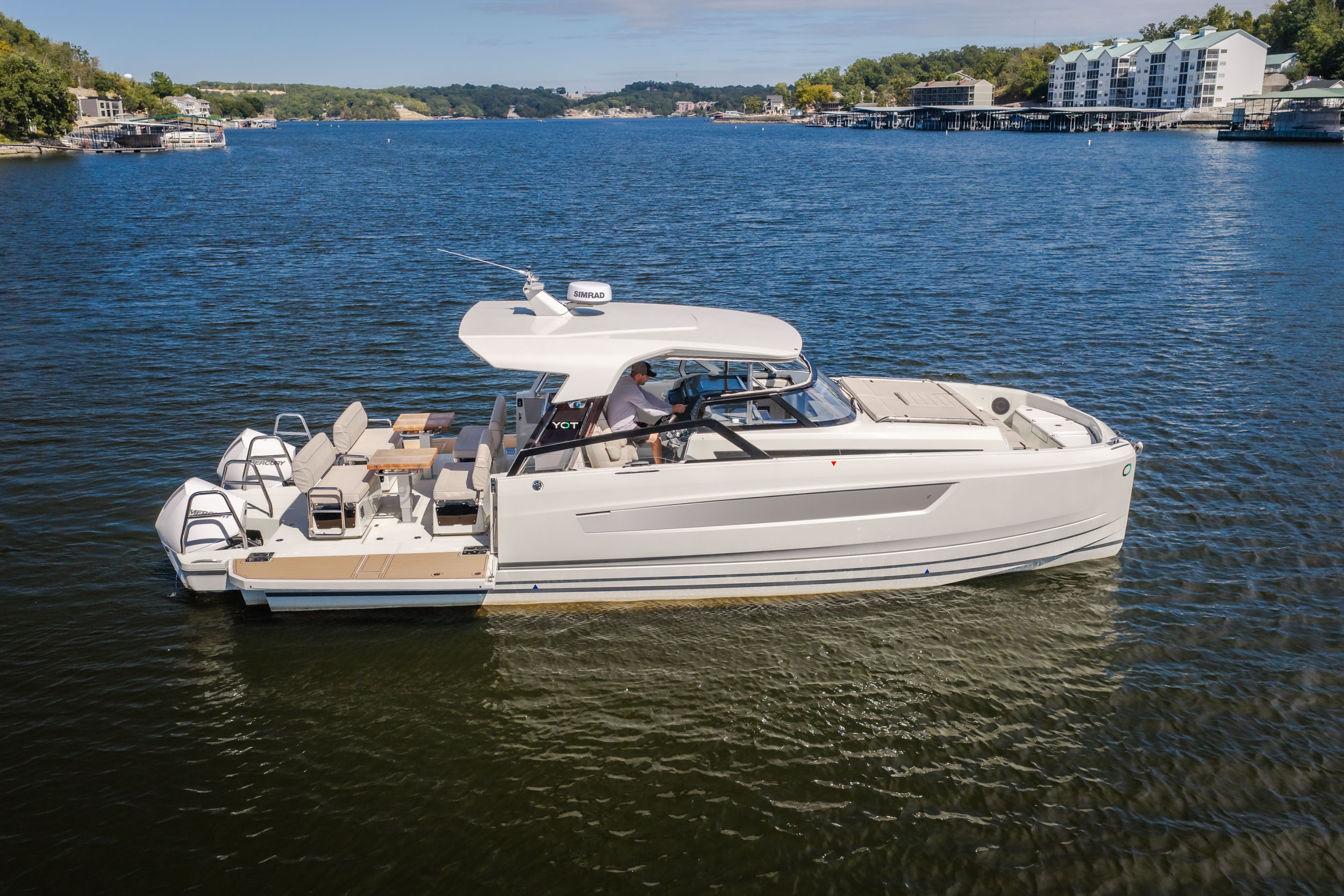 2025 Catamaran YOT 36 - Image 4