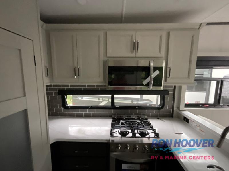 2026 KEYSTONE 3910RK - Image 16