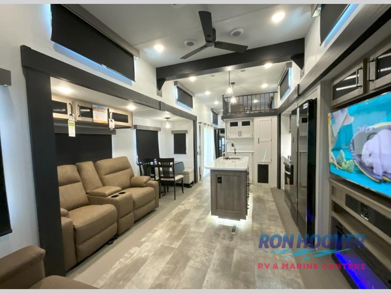2026 PALOMINO 402LFT - Image 15