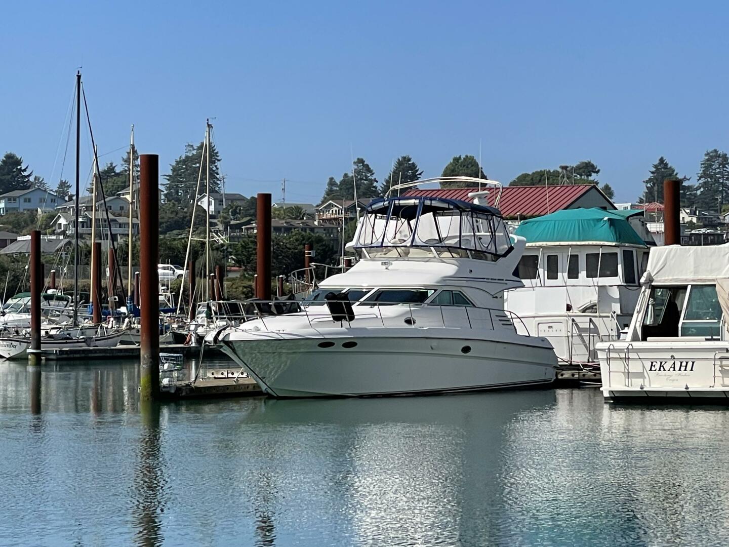 2000 Sea Ray 400 Sedan Bridge - Image 3