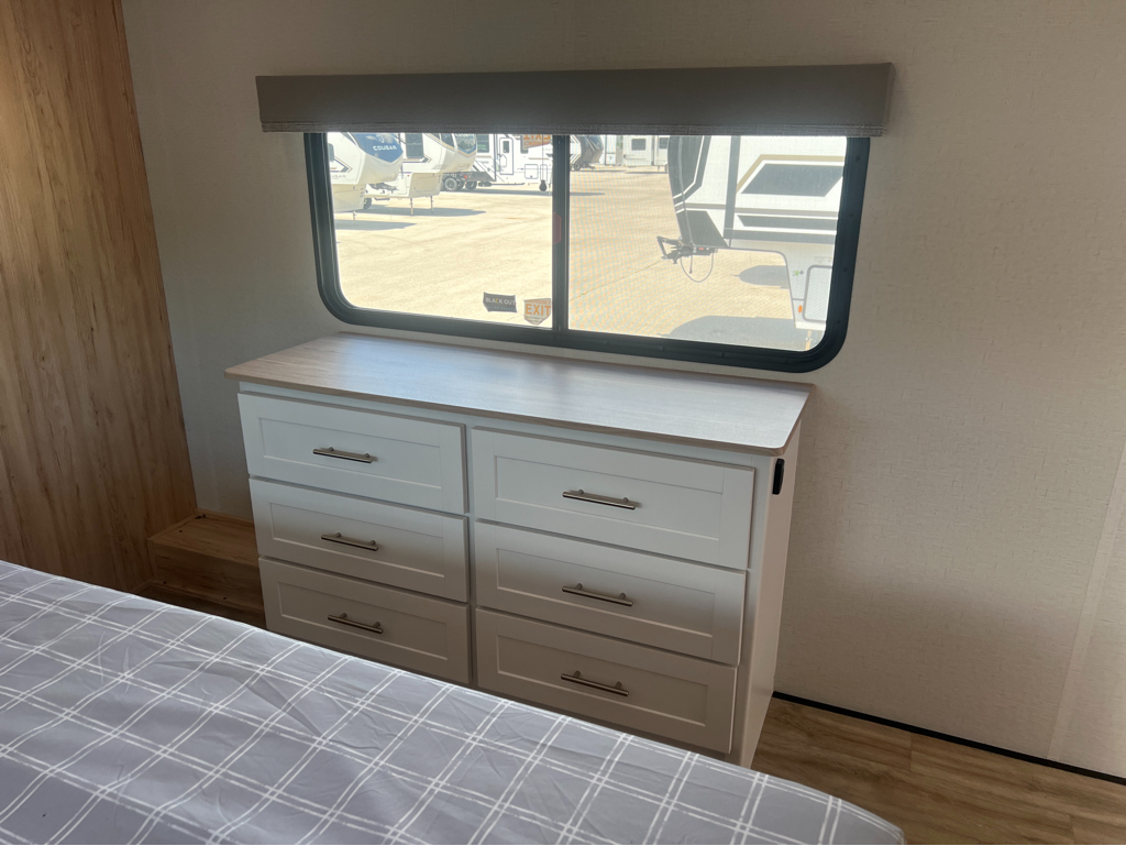 2023 Alliance RV Avenue 36BRM - Image 22