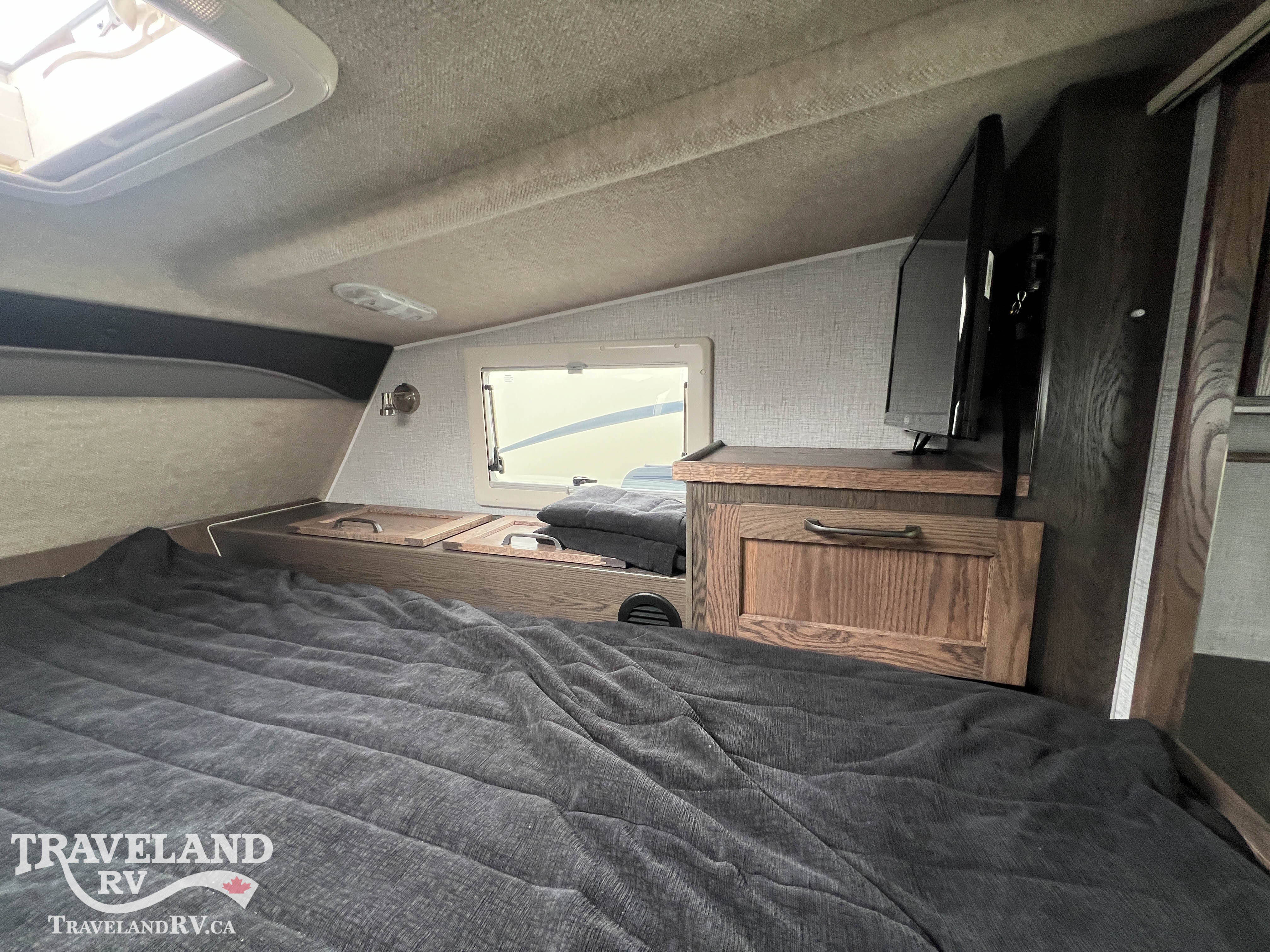 2025 NORTHERN LITE LIMITED EDITION 811DB - Image 24