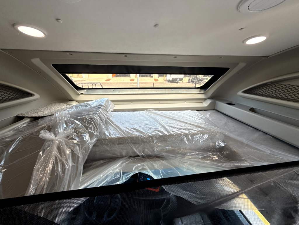 2027 ENTEGRA COACH ODYSSEY 30Z - Image 11