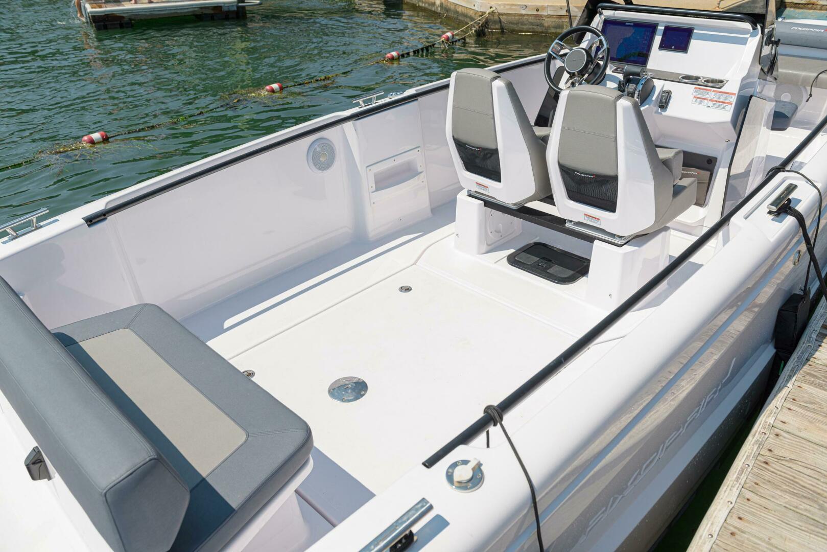 2021 Axopar 22 Spyder Base - Image 18
