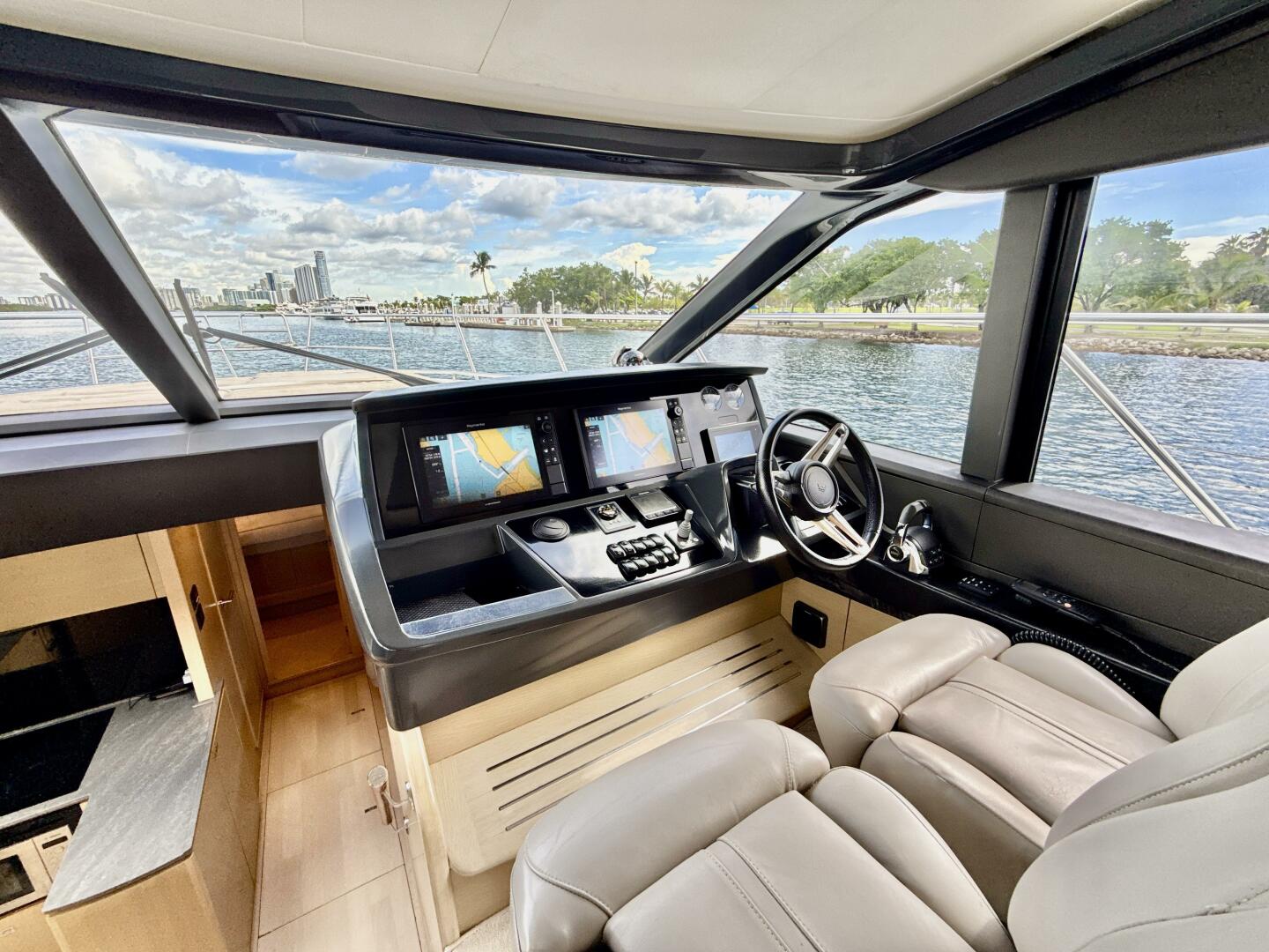 2017 Princess V58 - Image 57