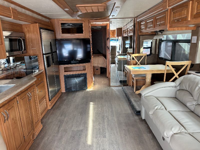 2016 Nexus Bentley 34B - Image 5