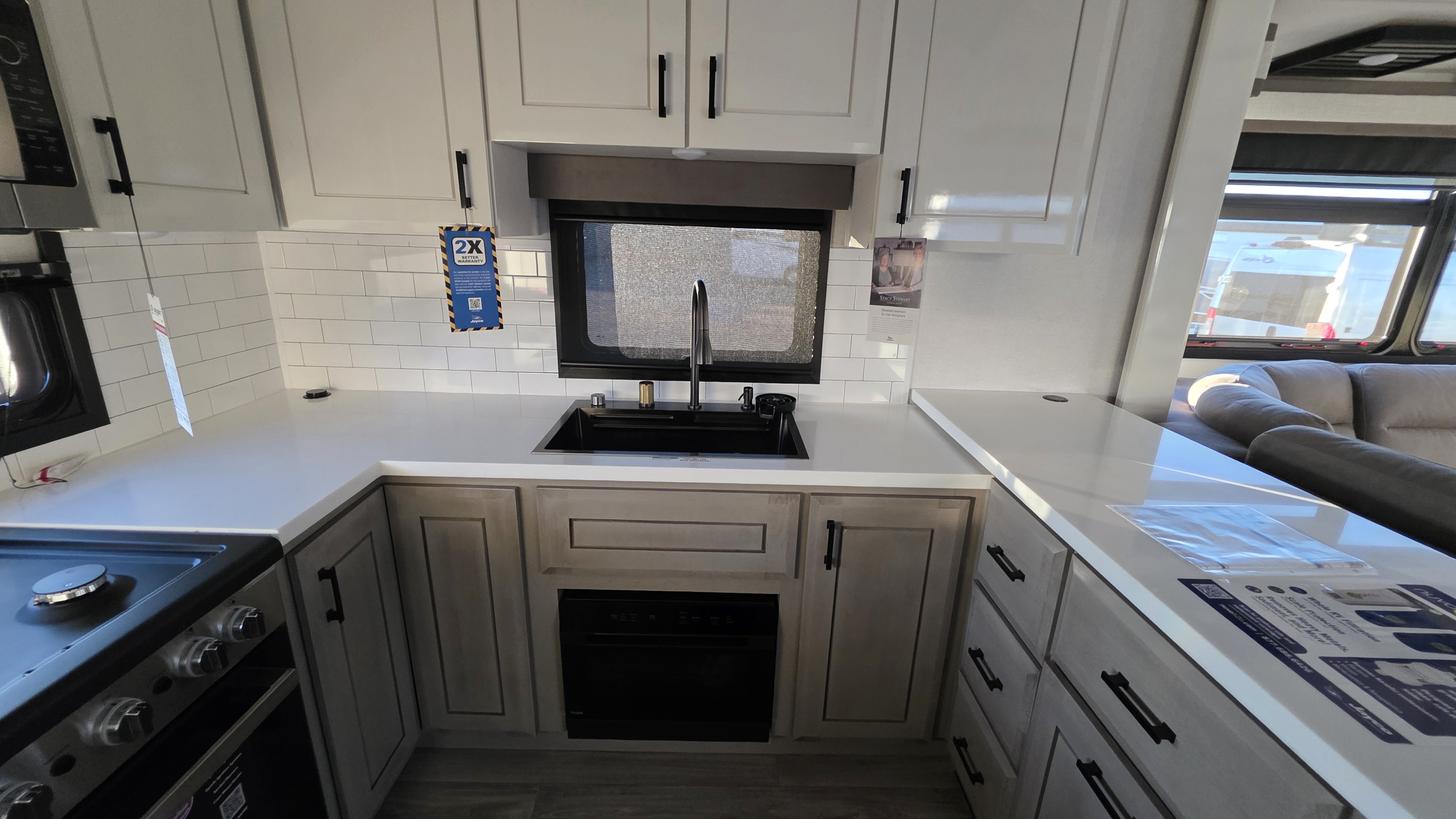 2027 JAYCO PINNACLE 38FBRK - Image 15