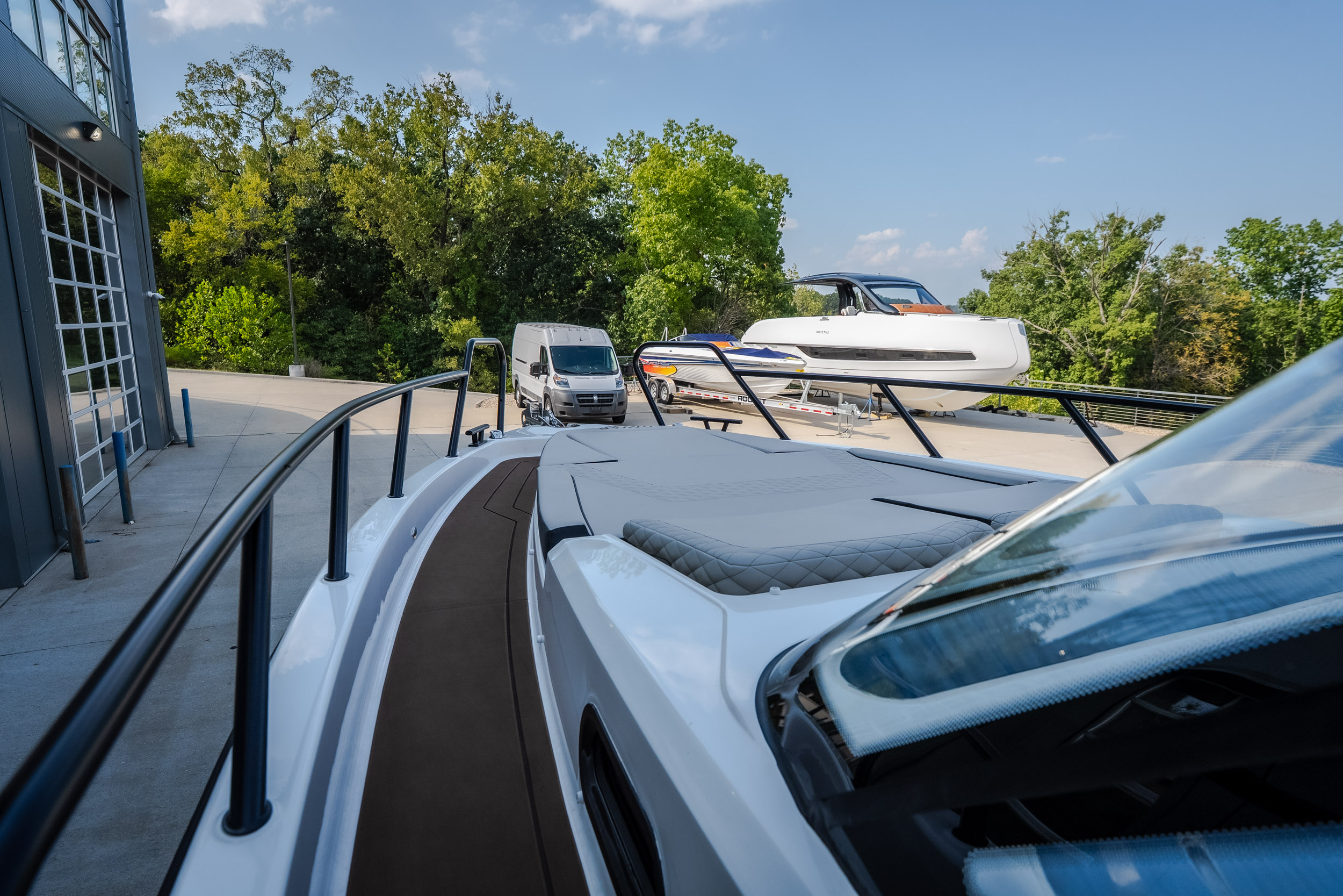 2025 Navan S30 - Image 37