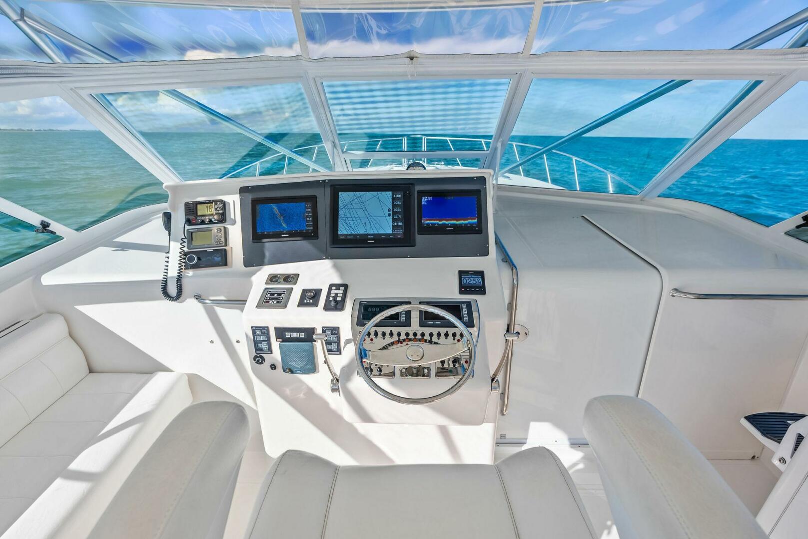 2006 Cabo 45 Express - Image 27