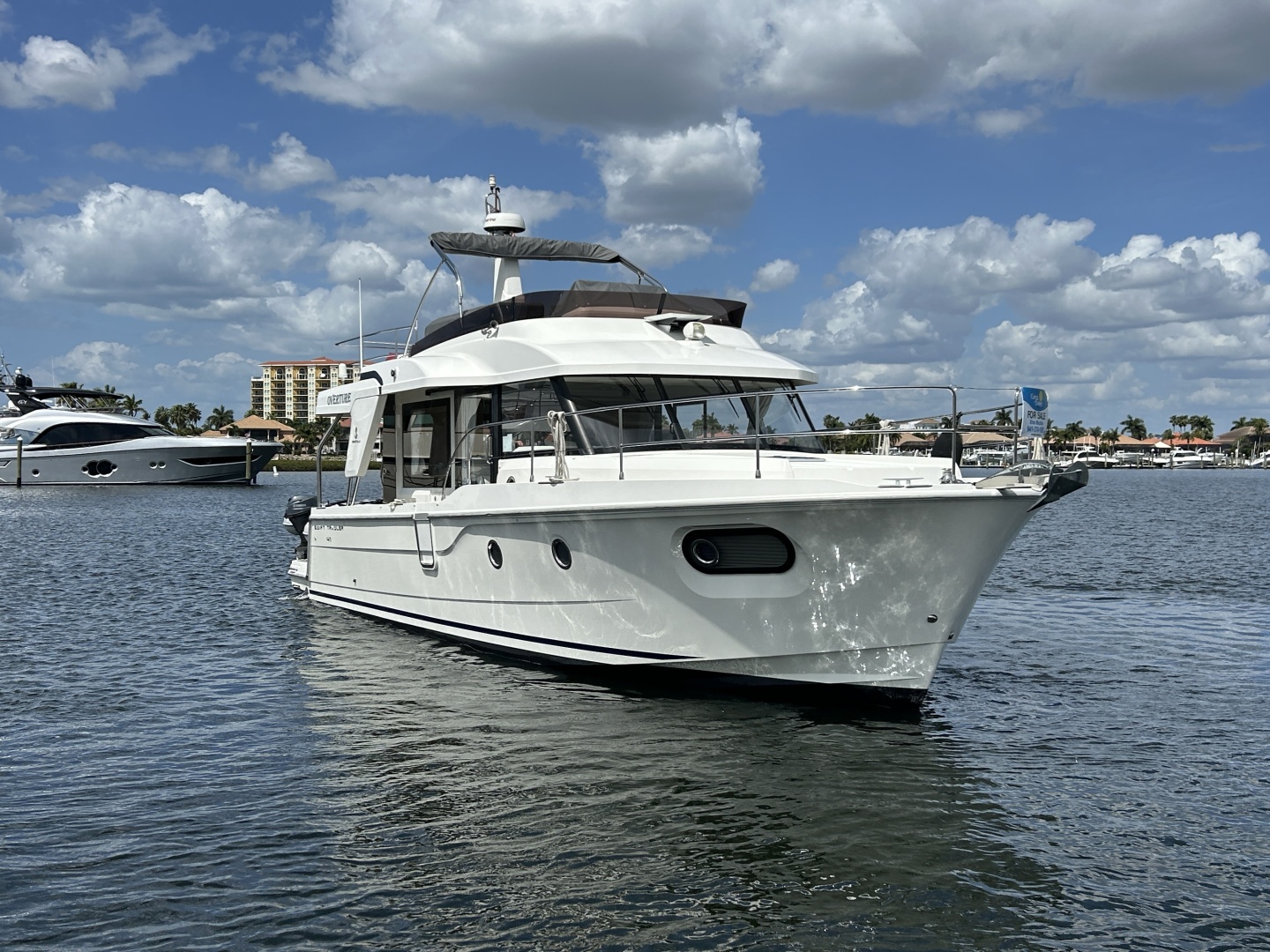 2022 Beneteau ST - Image 4
