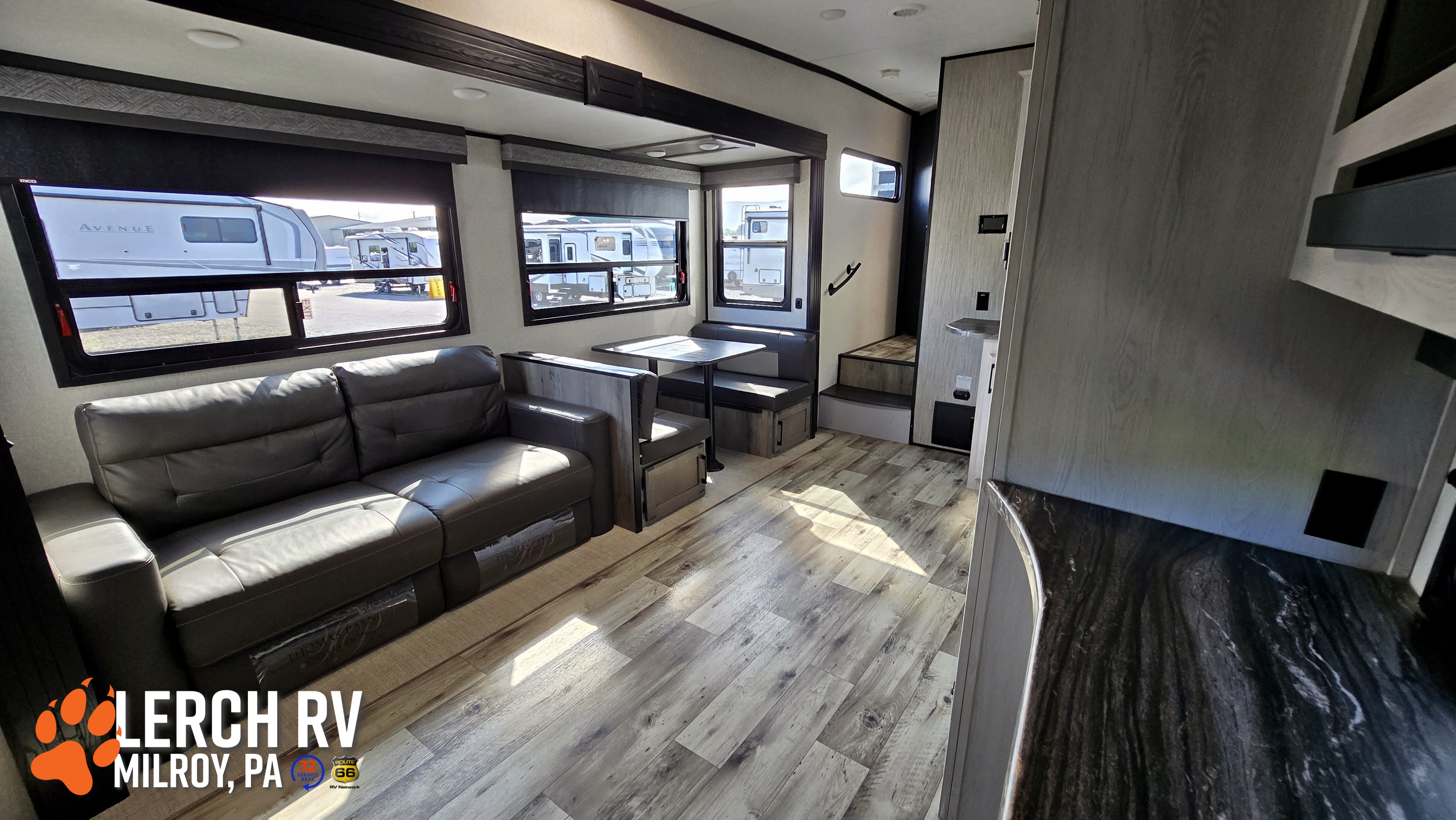 2022 KZ RV Durango Half-Ton D274BHD - Image 13