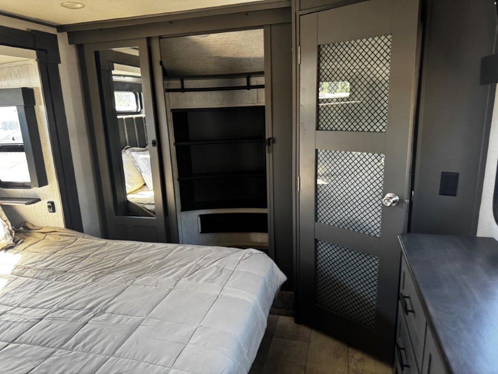 2021 Grand Design Momentum 397TH - Image 19