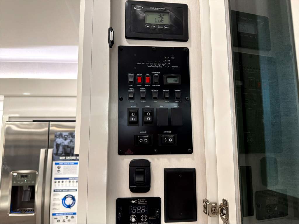 2027 JAYCO PINNACLE 32RLTS - Image 35