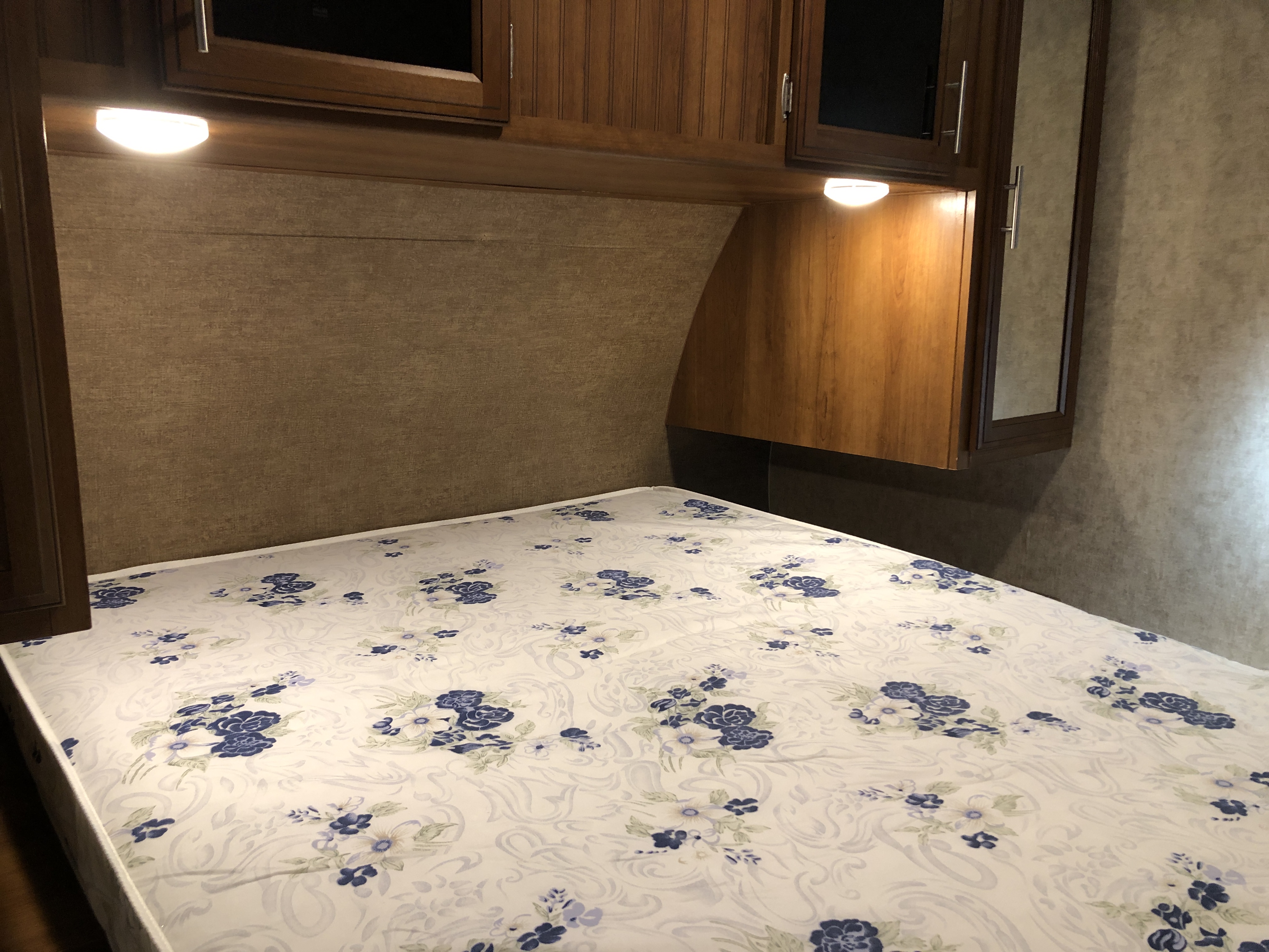 2016 Forest River TRACER 270AIR - Image 20
