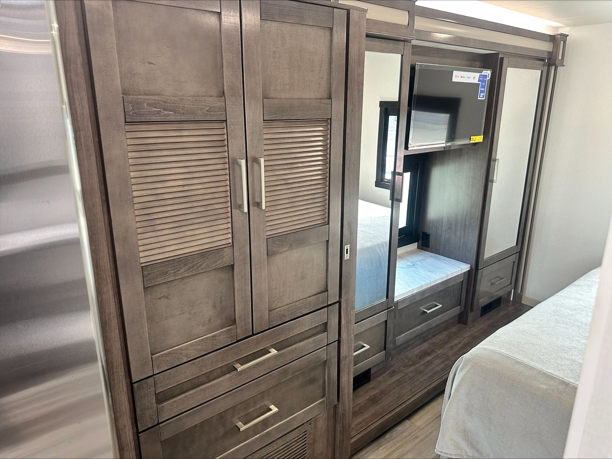 2026 JAYCO PRECEPT 34G - Image 27