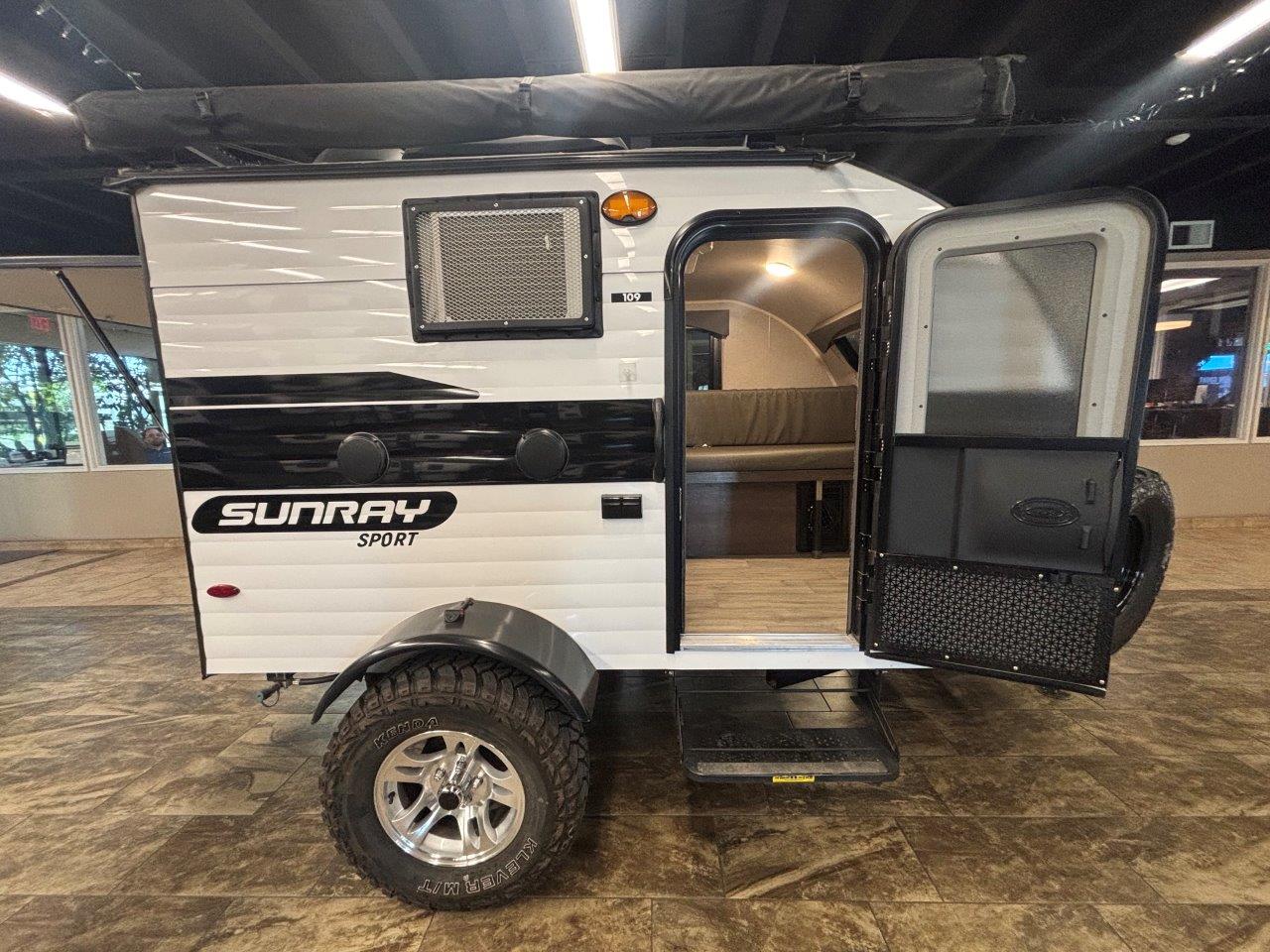 2022 Sunset Park RV Sun Ray 109 - Image 8