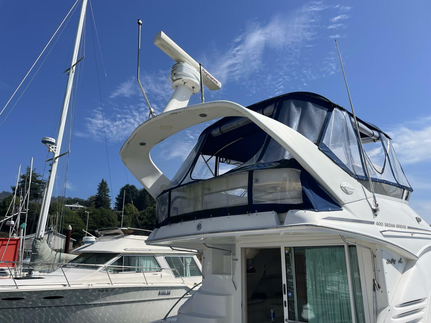 2000 Sea Ray 400 Sedan Bridge - Image 19