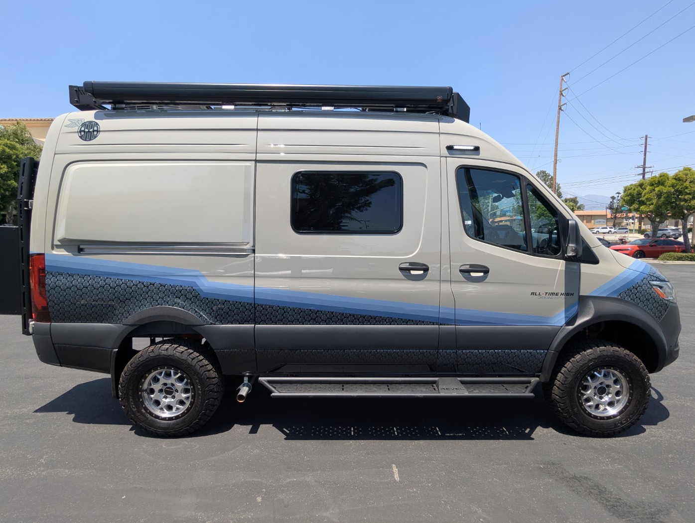 2026 Winnebago Revel 44EC - ATH Edition - Image 10