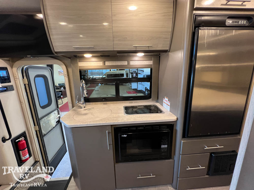2019 Thor Motor Coach Compass 23TB - Image 9