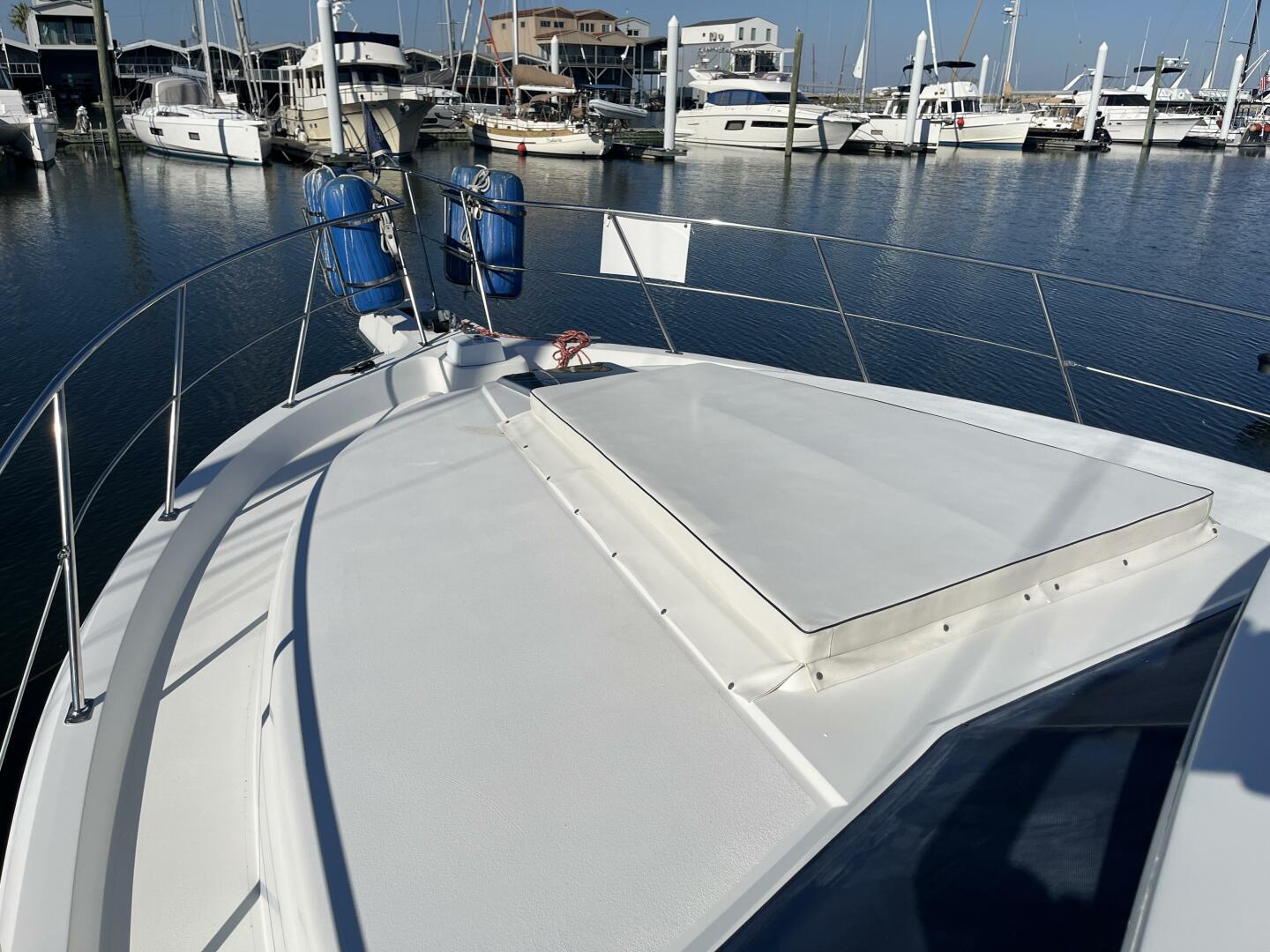 1995 Carver 440 Aft Cabin - Image 56