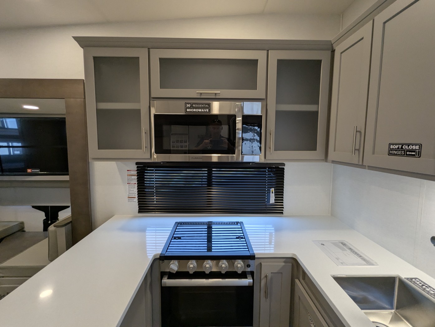 2026 Alliance RV Avenue 30BH - Image 17