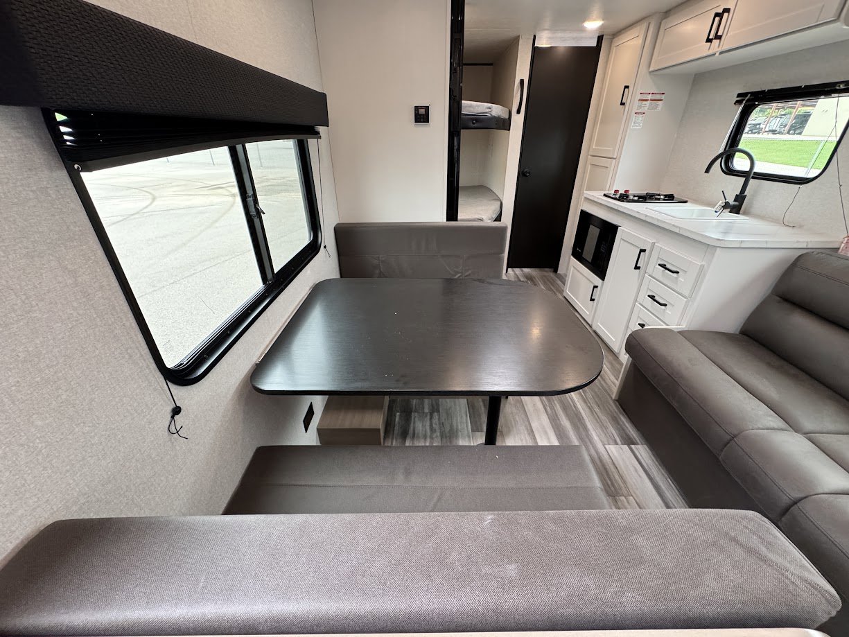 2026 JAYCO JAY FLIGHT SLX 250BH - Image 12