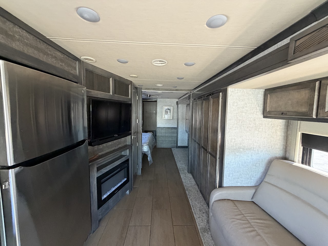 2023 TIFFIN OPEN ROAD 36UA - Image 6
