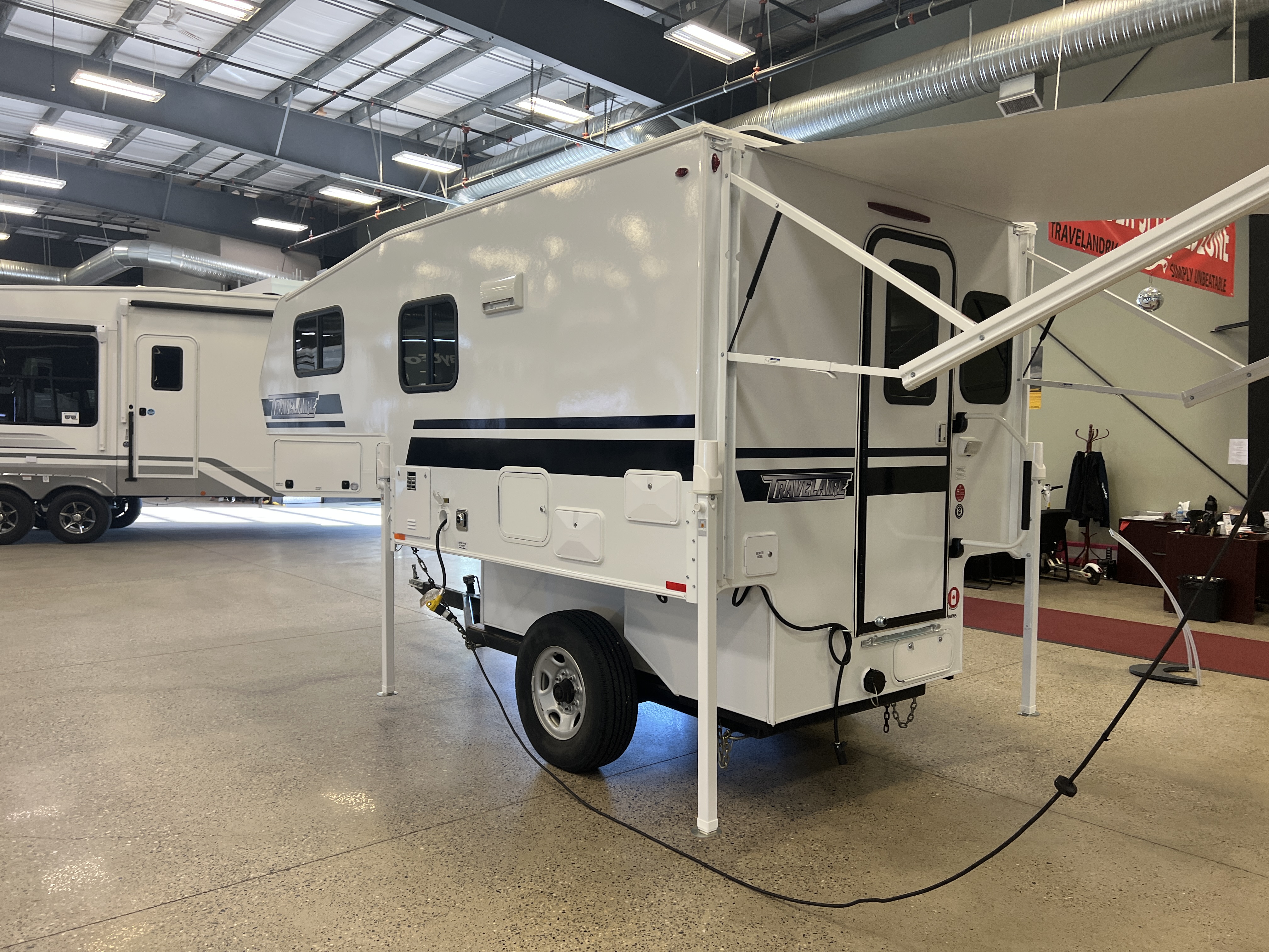 2027 Westland RV Travelaire 80WS - Image 7