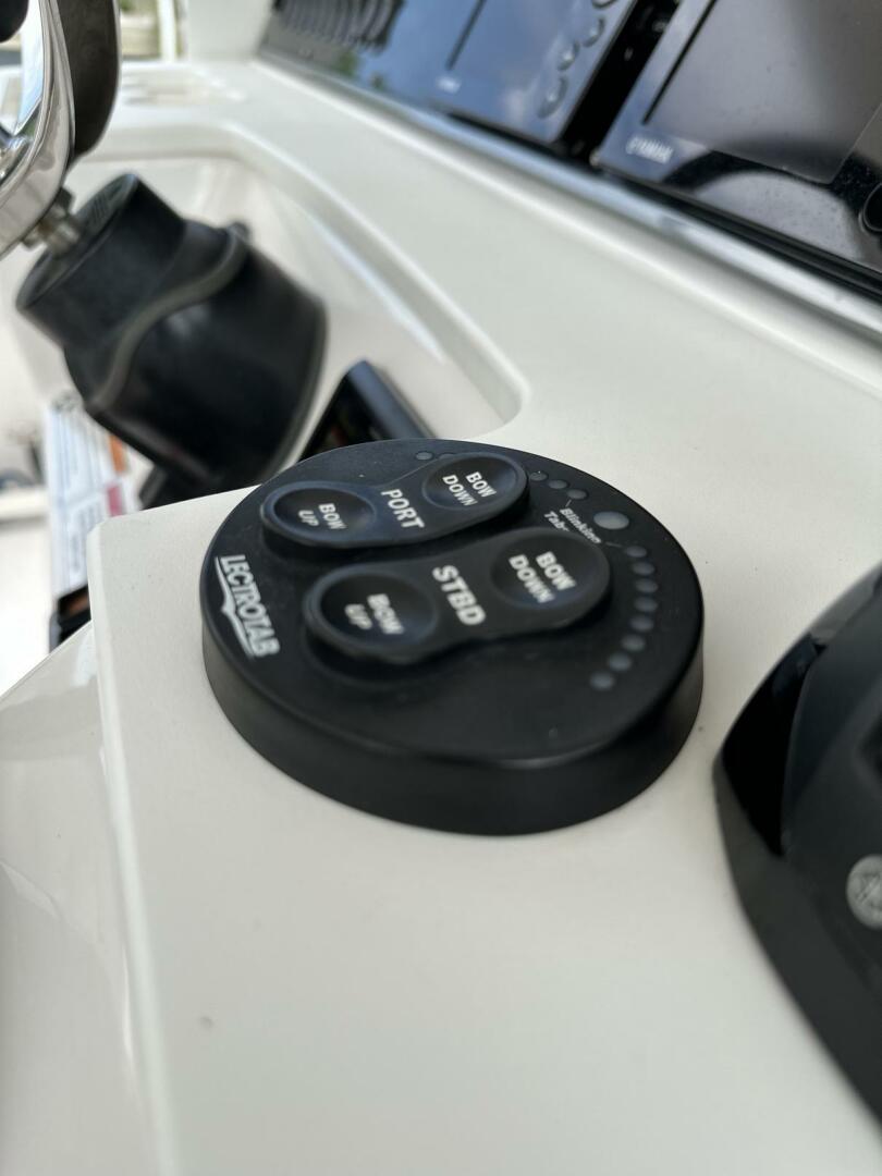 2017 Everglades - Image 18